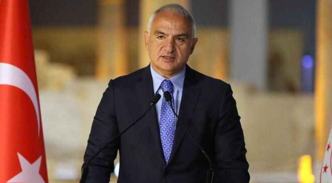 Bakan Ersoy’dan Ayasofya’nın ibadete açılışının 5’inci yılına kutlama