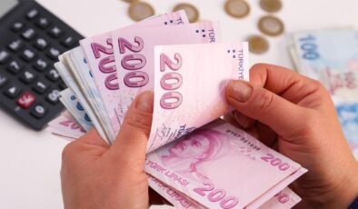 Memur ve emeklilere ilk zam teklifinin saati açıklandı